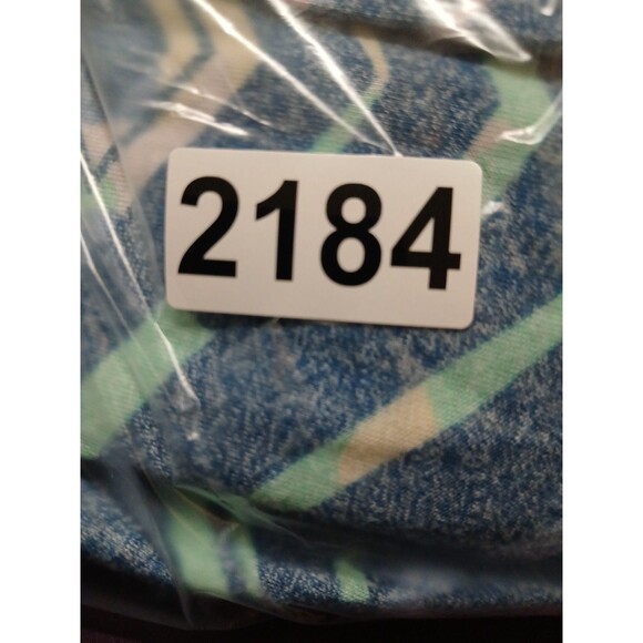 Lularoe Women's XL Blue & White Southwestern Pattern Short Sleeve Tshirt Top - Picture 8 of 8